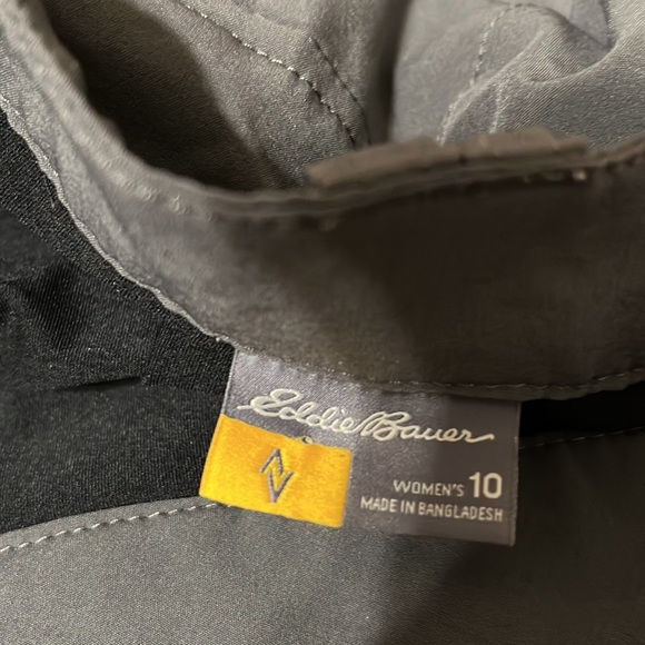 Eddie Bauer Gray Skort Size 10 - Picture 7 of 8